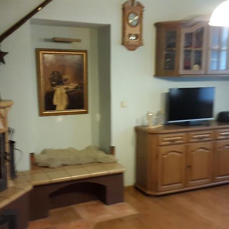 Apartmany Liska Mladé Buky Buitenkant foto