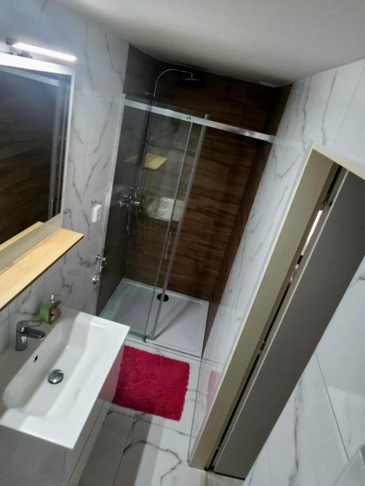 Apartmany Liska Mladé Buky Buitenkant foto